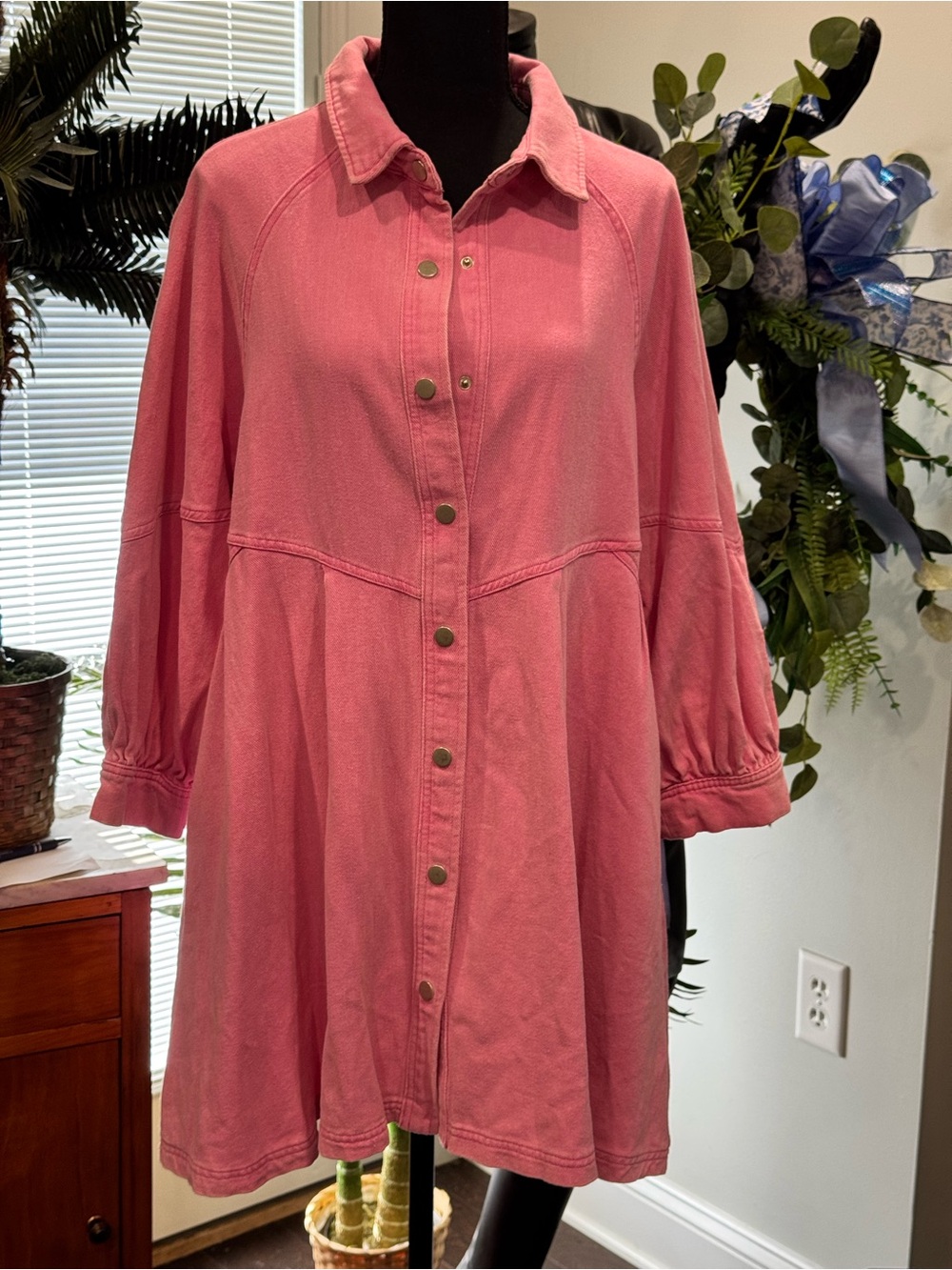Women's Pink Button-Front Shirt Dress